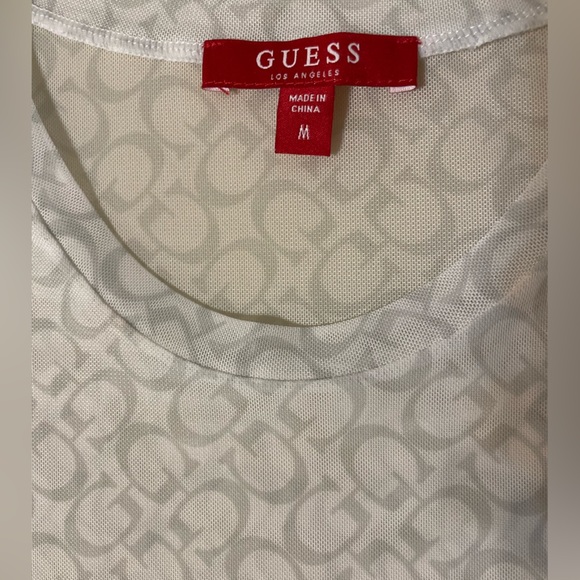 Guess tops/Guess women’s shirts size M - Picture 2 of 4